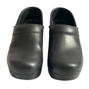 Dansko | Professional Black Comfort Clogs EU 36  Womens 5/5.5 Narrow